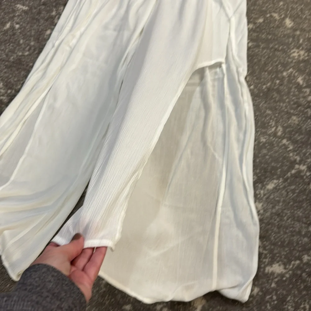 Kona Sol Medium White Pants - Picture 4 of 4